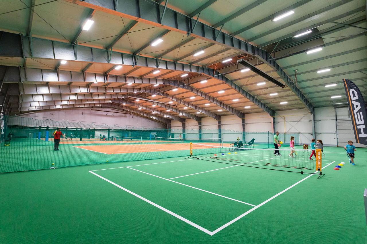 Tenis Park Advantage บีเอสโก-เบียวา ภายนอก รูปภาพ